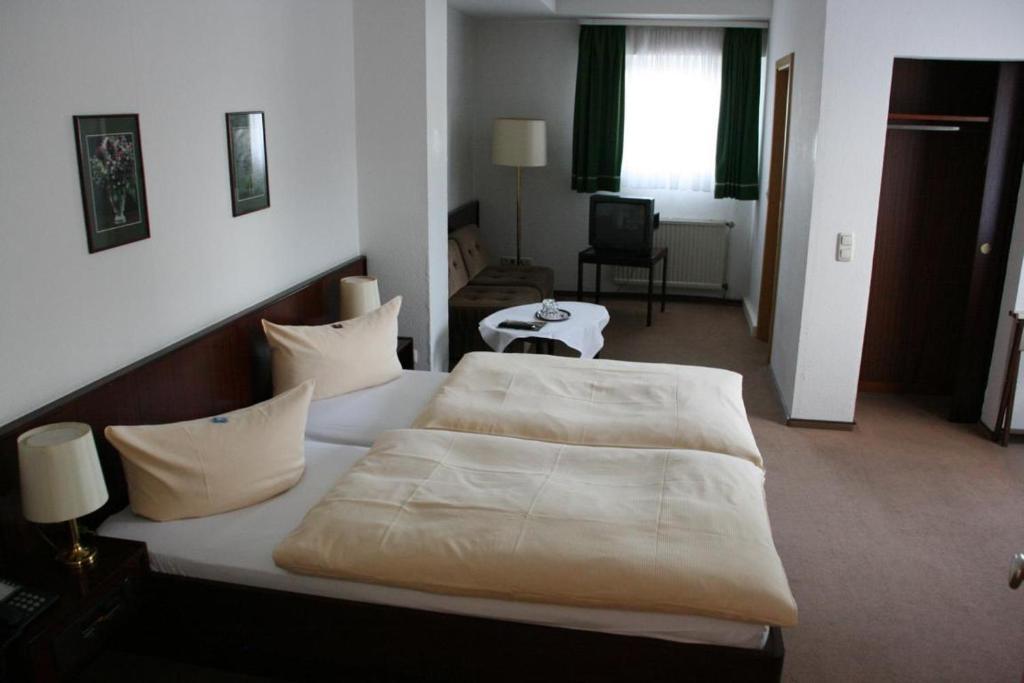 Hotel Diening Essen Szoba fotó